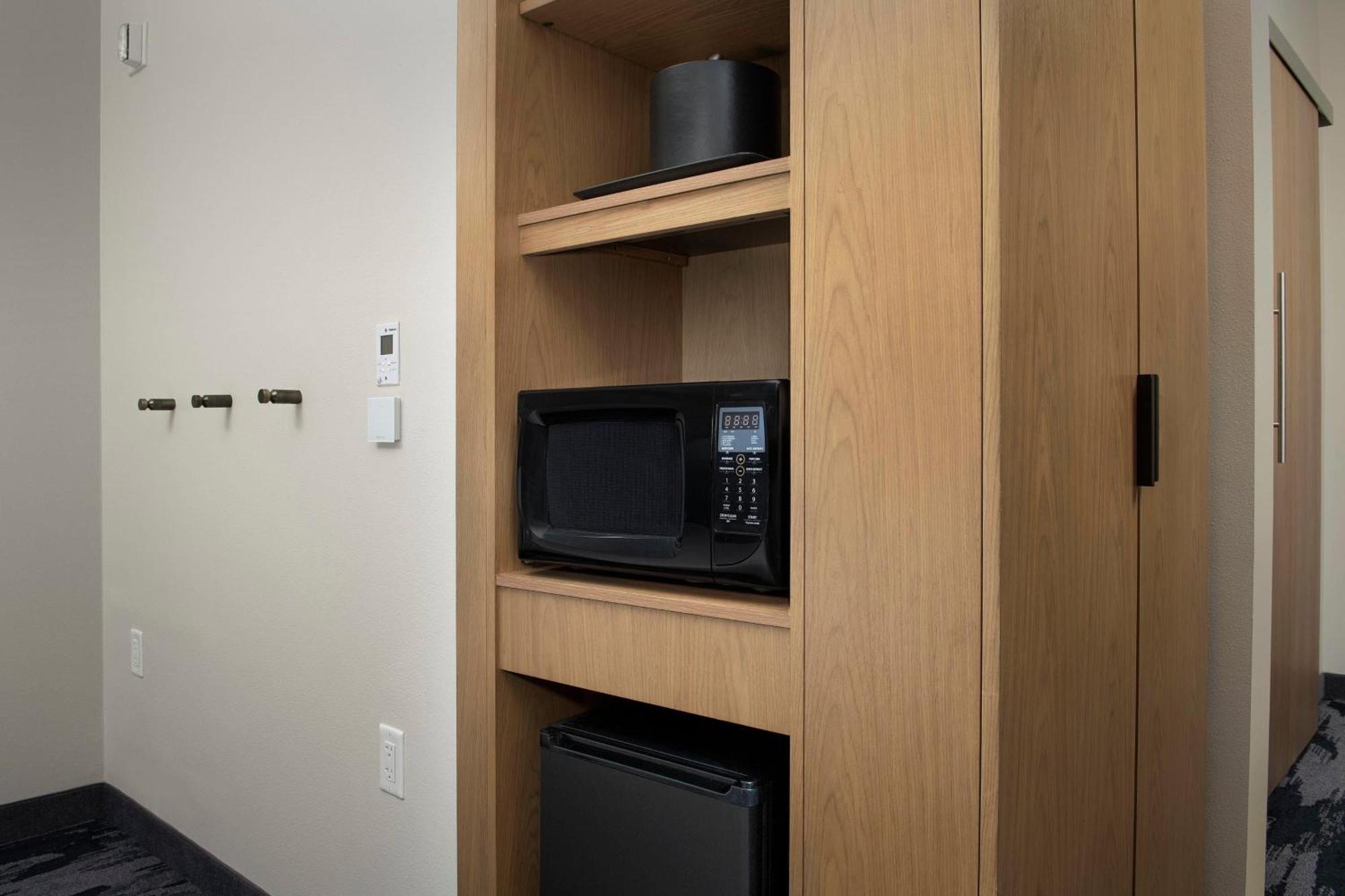 Fairfield Inn & Suites By Marriott Santa Rosa Rohnert Park Buitenkant foto