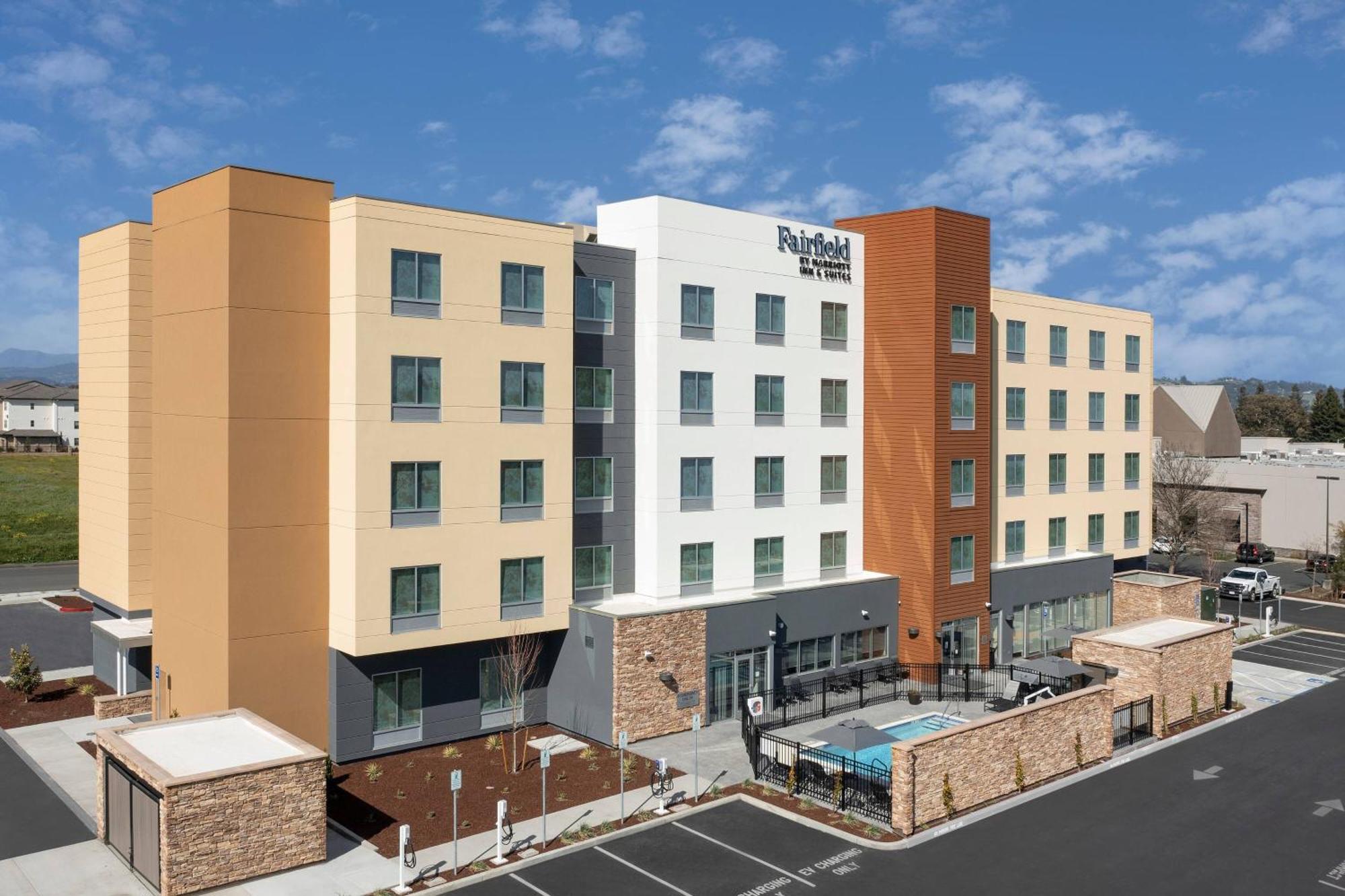 Fairfield Inn & Suites By Marriott Santa Rosa Rohnert Park Buitenkant foto